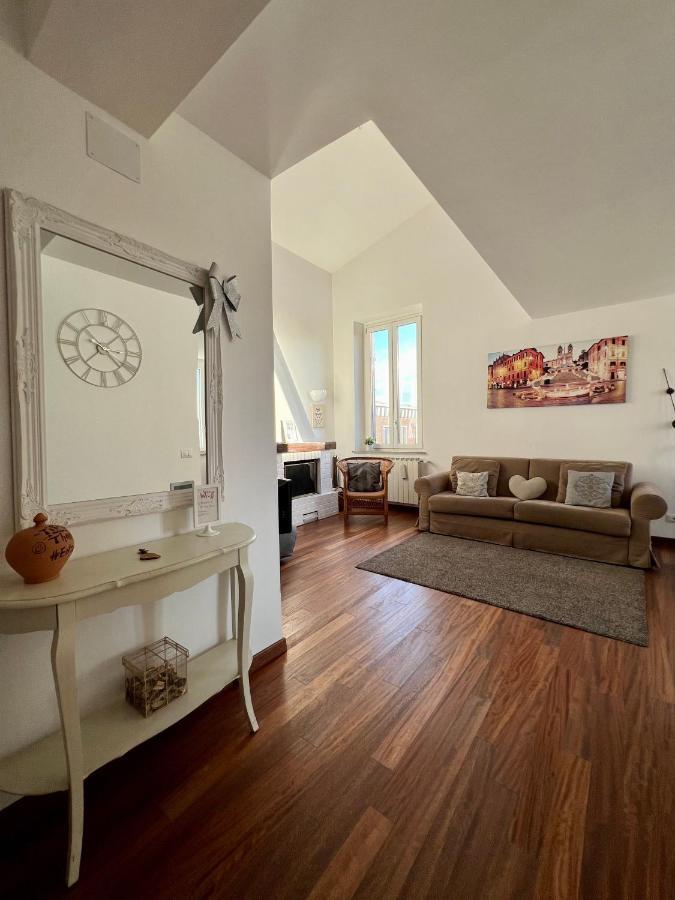 Il Palazzetto Di Via Della Frezza Apartment โรม ภายนอก รูปภาพ